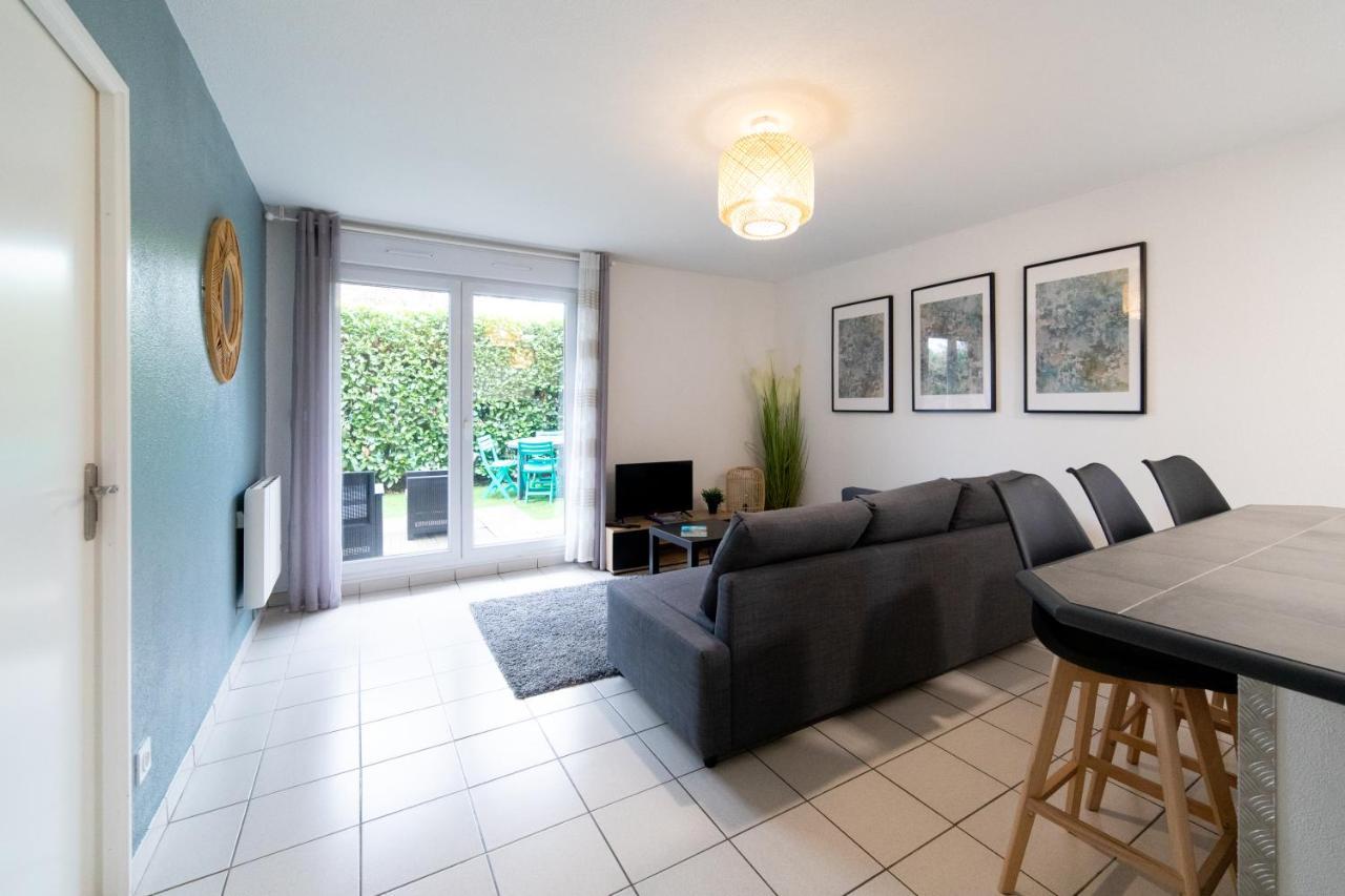 My Cozy Flat Blagnac - T2 - Free Parking - Terrasse - Jardin Appartement Buitenkant foto