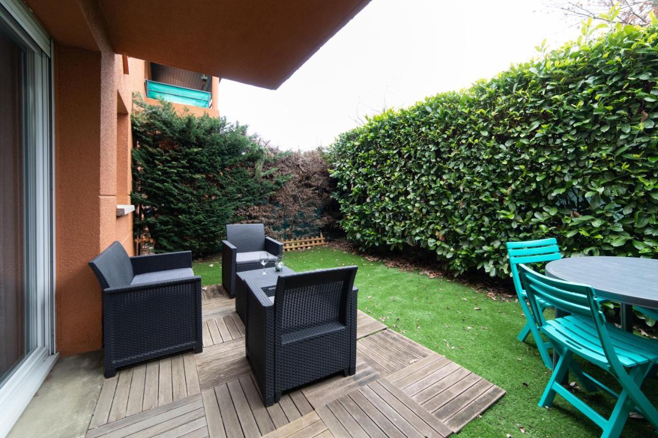 My Cozy Flat Blagnac - T2 - Free Parking - Terrasse - Jardin Appartement Buitenkant foto